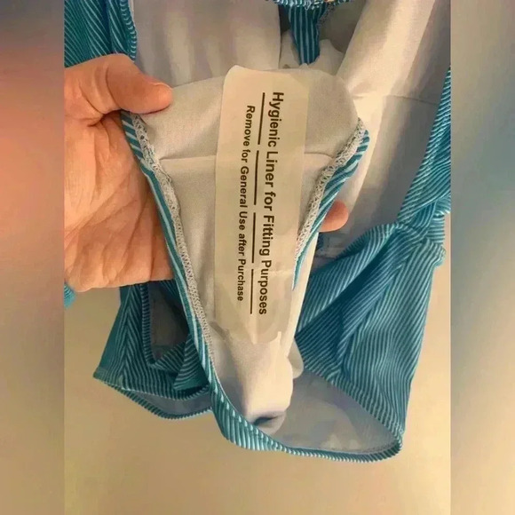 Woman’s Decree Blue Stripe Super Cheeky Adjustable New Plus Open Back One Piece - Picture 8 of 8